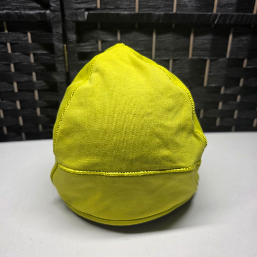 Lululemon Run With Me Earwarmer Beanie Hat Neon Yellow Reflective One Size - Picture 5 of 6